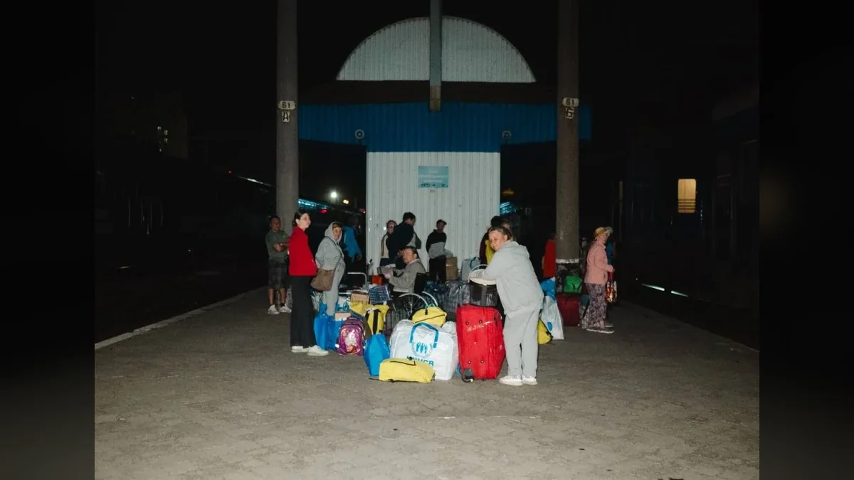 Зі сходу України Укрзалізниця евакуювала майже 10 тисяч людей у 2026 році