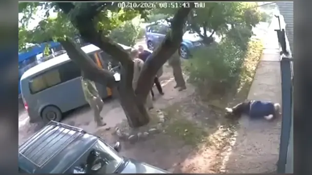 В Індустріальному районі Харкова під час дій ТЦК травмувалася 73-річна жінка