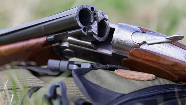 У Лозовій чоловік, імовірно, стріляв із вікна багатоповерхівки: загрозу ліквідували